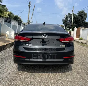 Hyundai Elantra 2017 Black