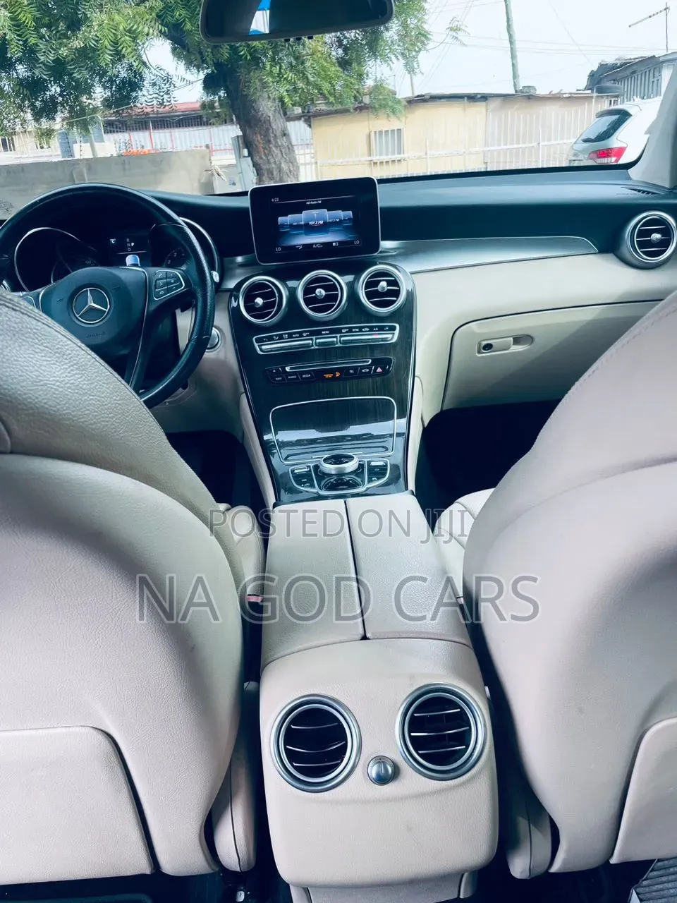 Mercedes-Benz GLC-Class 2019 White