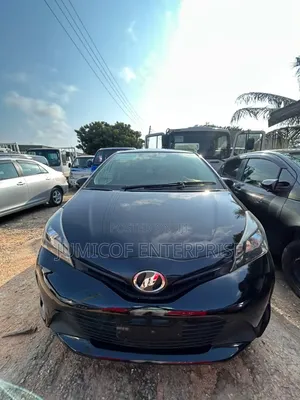 Toyota Vitz 2015 Black