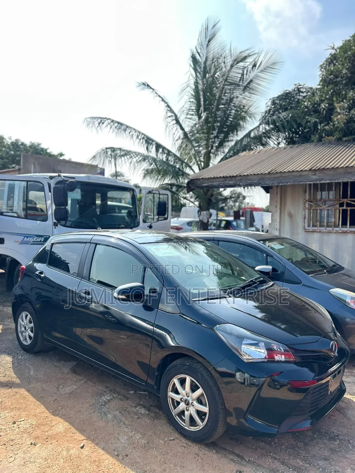 Toyota Vitz 2015 Black