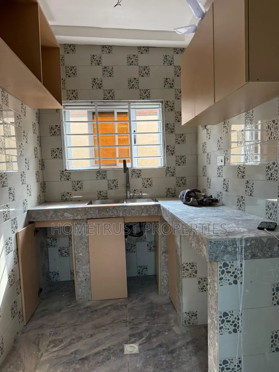 1bdrm Apartment in Ashongman Estate, Police Station for rent