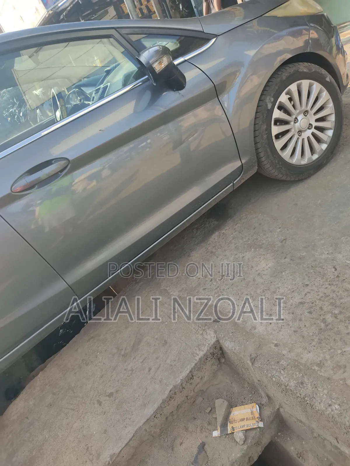 Ford Fiesta SE Hatchback 2011 Gray