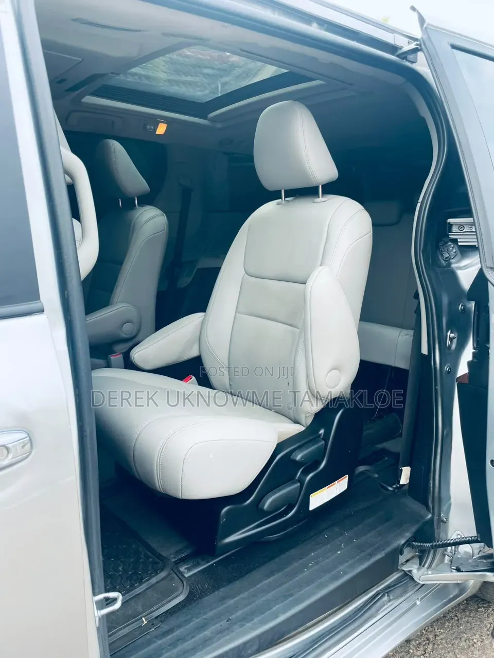Toyota Sienna 2016 Gray
