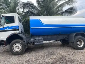 Water Tanker Car