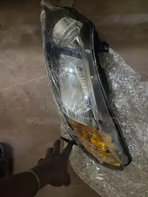 Honda Civic 2006 to 2011 Headlight Pair