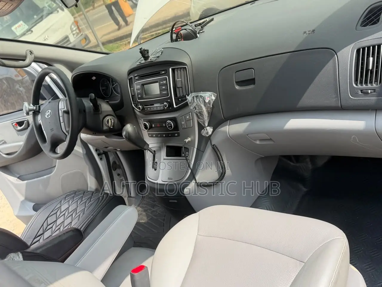 Hyundai H1 2019 White
