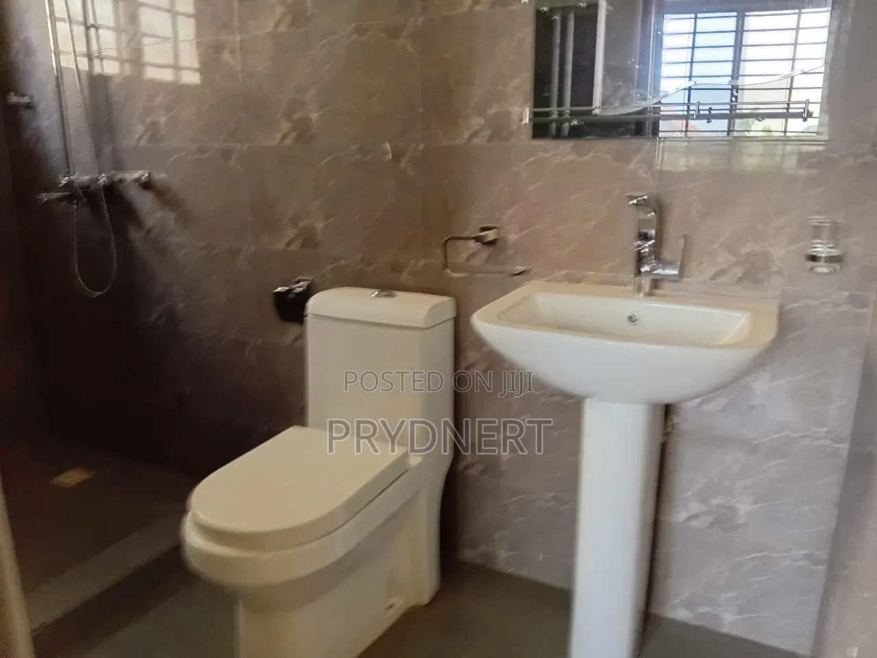 2bdrm Apartment in Peace Be, Community 25 for rent