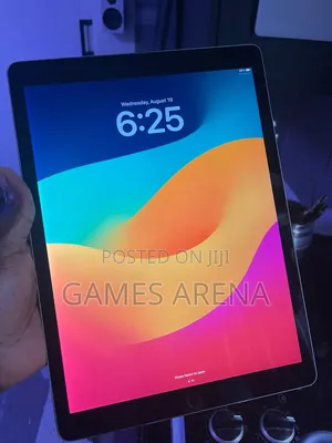 Apple iPad Pro 2 12.9 256 GB Gray