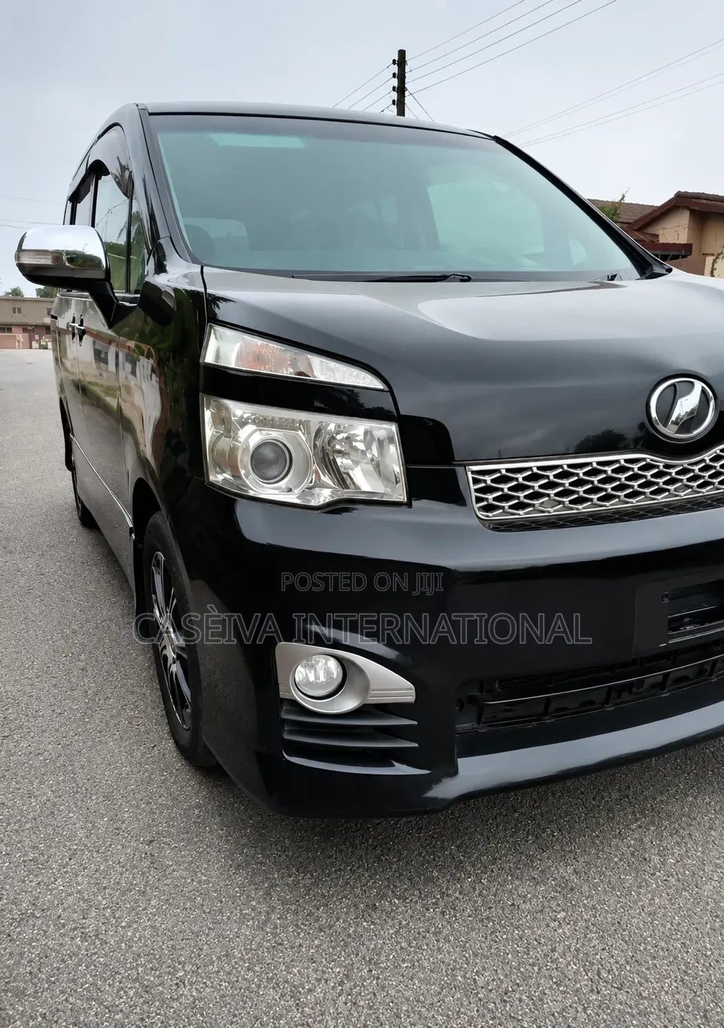 Toyota Voxy 2012 Black