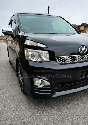 Toyota Voxy 2012 Black