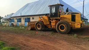 Piloader for Rent