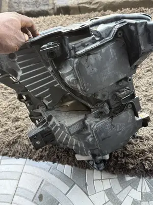 Ford F150 Headlight Pair