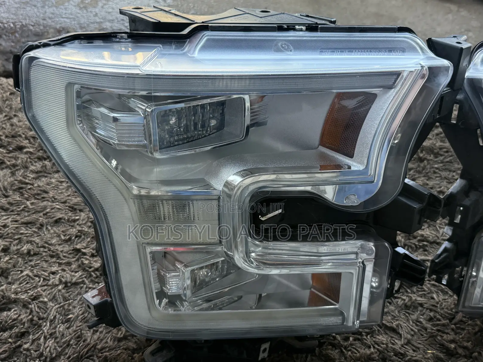 Ford F150 Headlight Pair