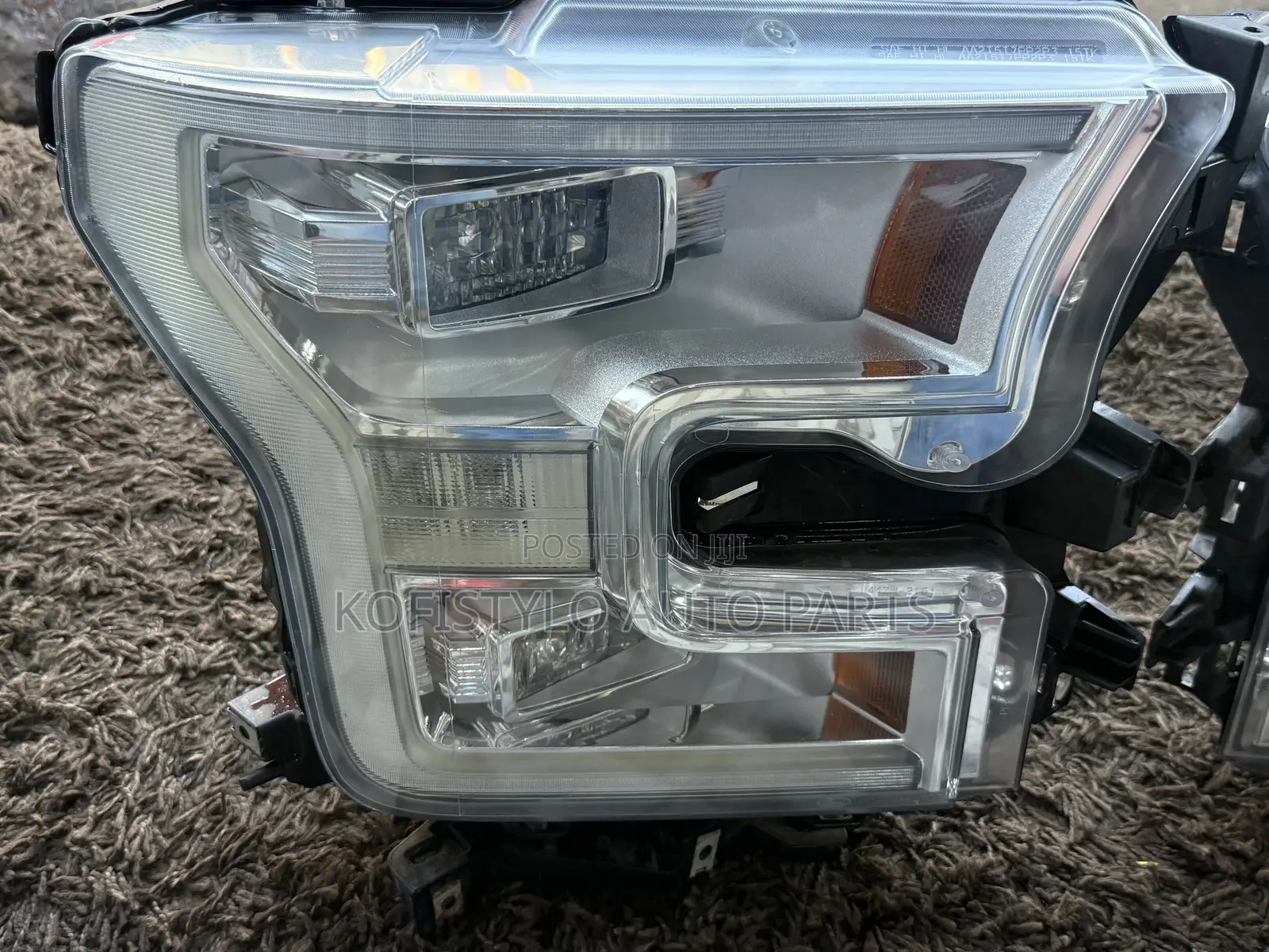 Ford F150 Headlight Pair