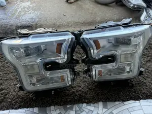 Ford F150 Headlight Pair