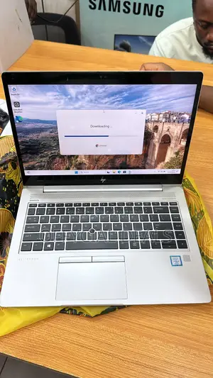 Laptop HP EliteBook 840 G5 8GB Intel Core i5 SSD 256GB