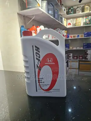 Genuine Honda Engine Oil &Transmission Fluid