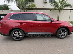 Mitsubishi Outlander 2.4 PHEV AWD 2018 Red