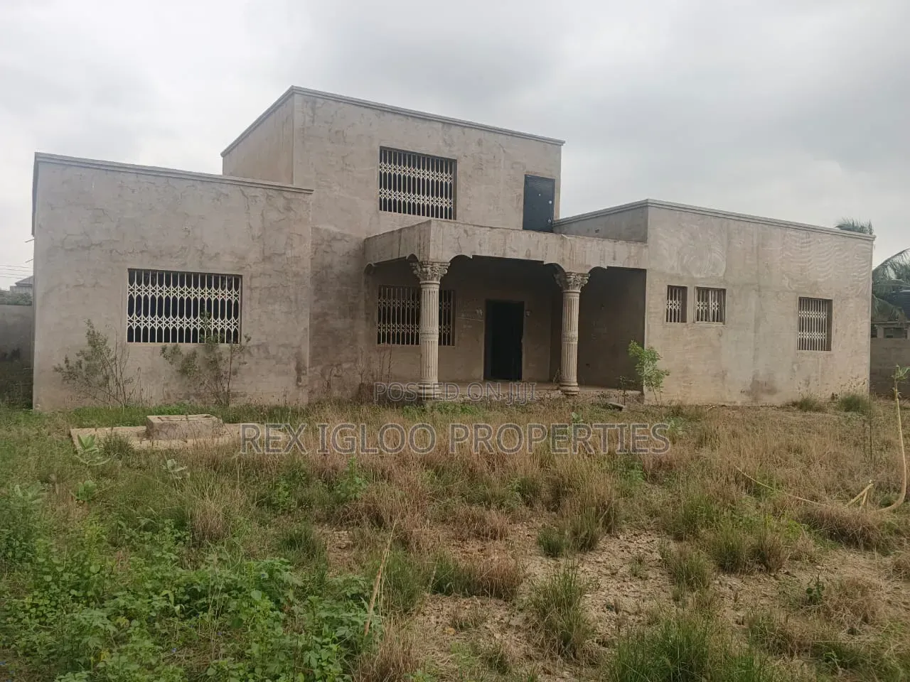 4bdrm House in Tema, Community 25 for sale