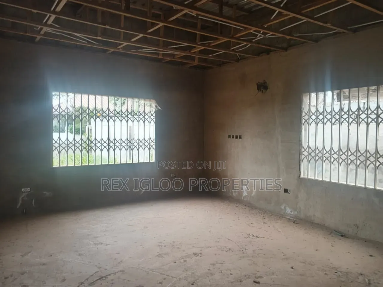 4bdrm House in Tema, Community 25 for sale