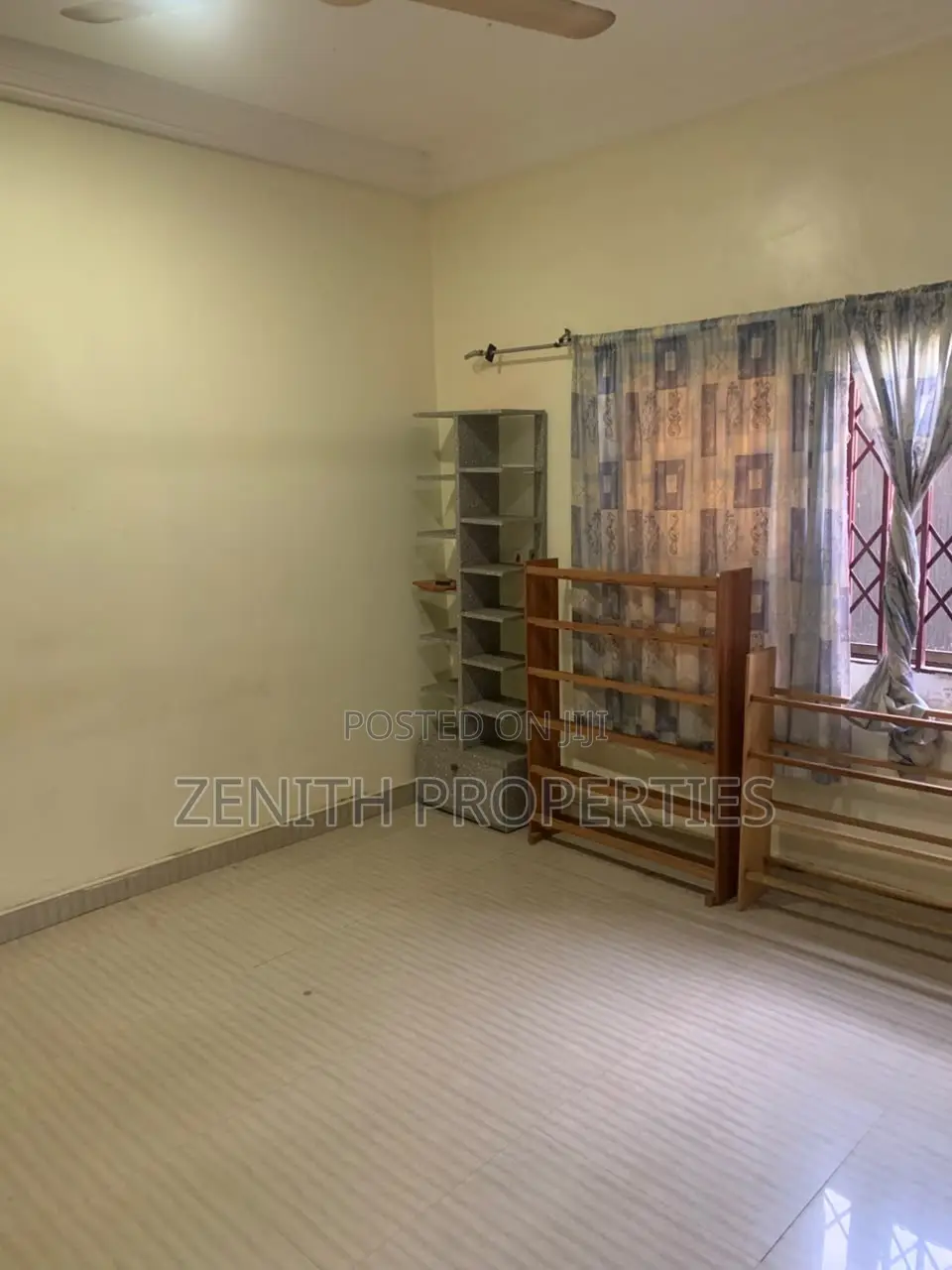 Mini Flat in Zenith Realty, Bortiano for rent