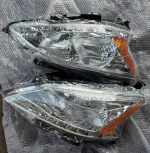 Nissan Sentra 2014 Headlight