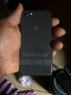 Apple iPhone SE (2022) 64 GB Black