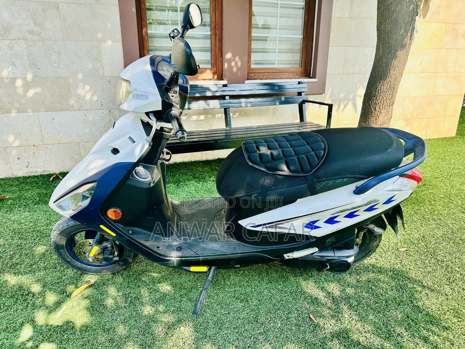 Yamaha 2023 Blue