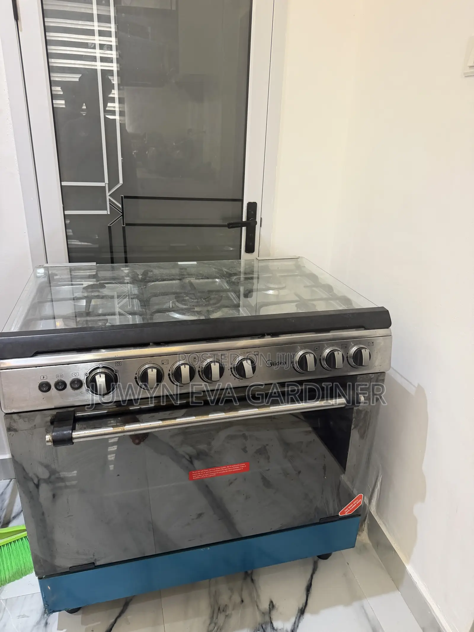 Gas Electric Stove With Oven