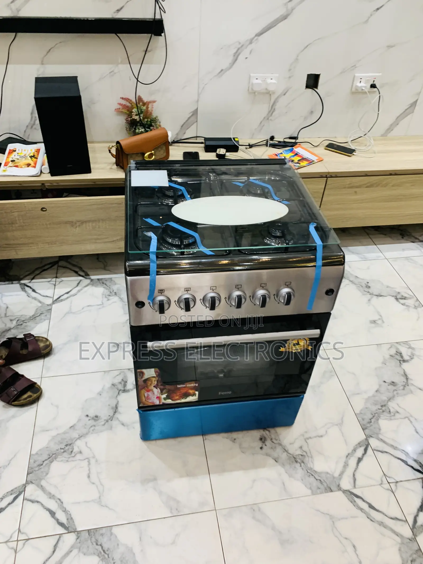 Hot Deals on Ferre Gas Cooker Oven 4burner New Line 60/60