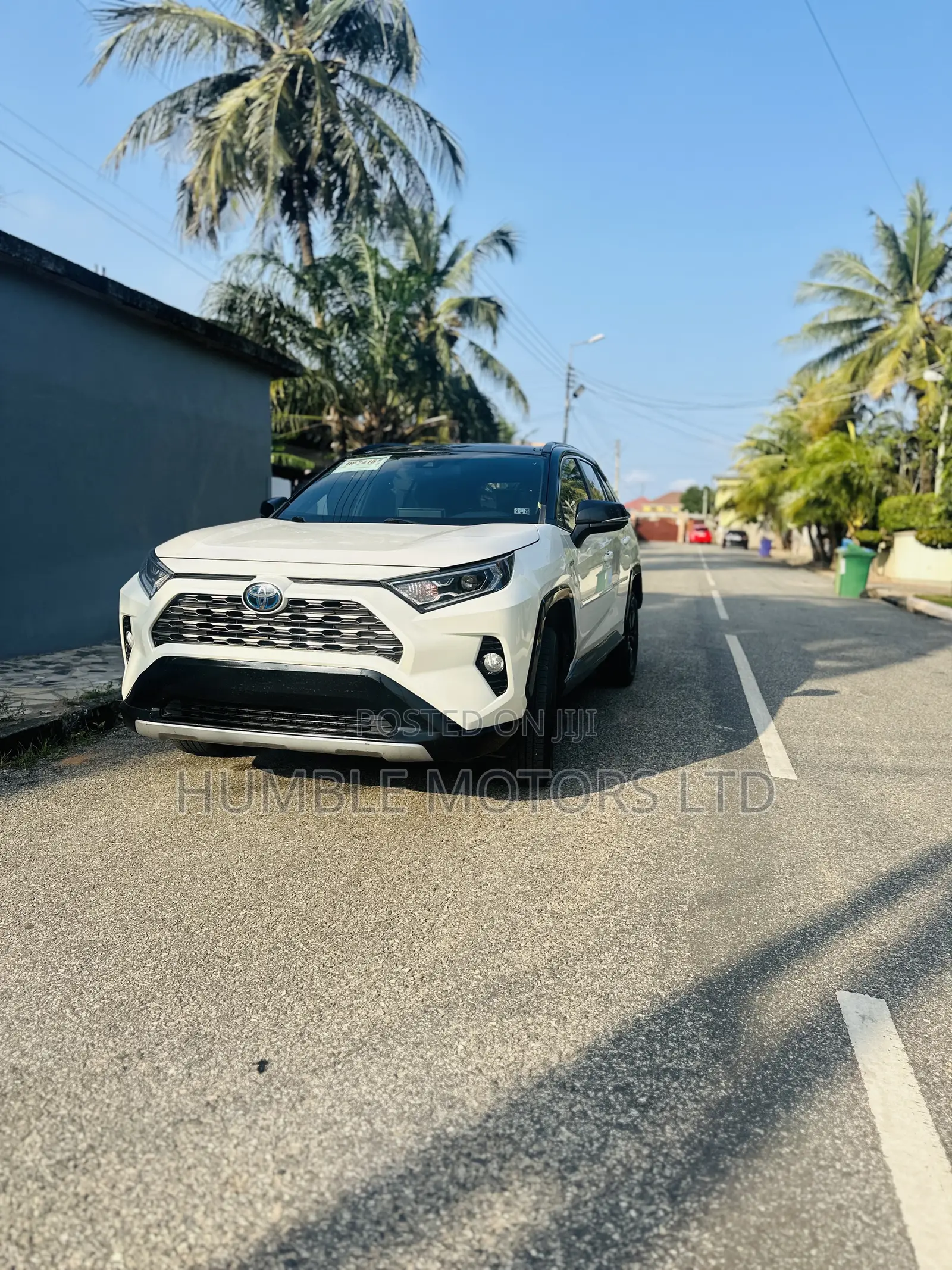 Toyota RAV4 2021 White