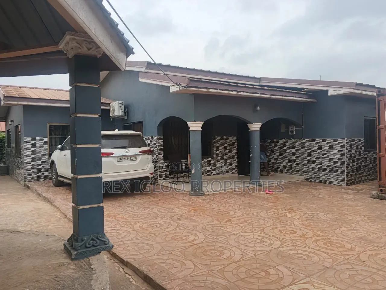 3bdrm House in Tema, Community 25 for sale
