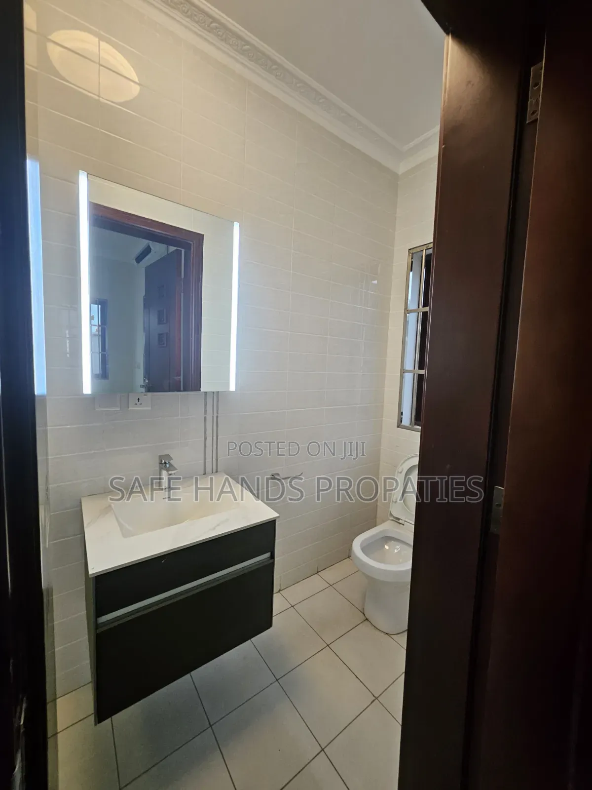 4bdrm Duplex in Accra Metropolitan for rent