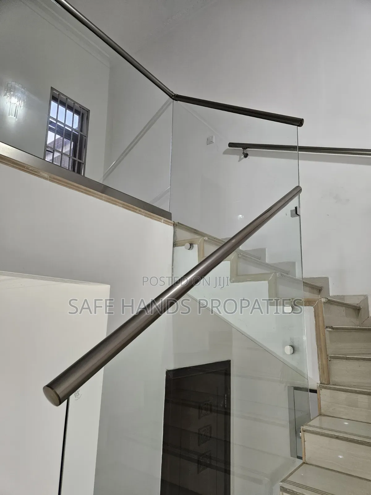 4bdrm Duplex in Accra Metropolitan for rent