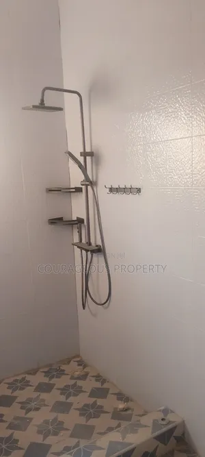 3bdrm Apartment in Ayawaso Road, Pentecost for rent