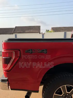 Ford F-150 XLT 2022 Red