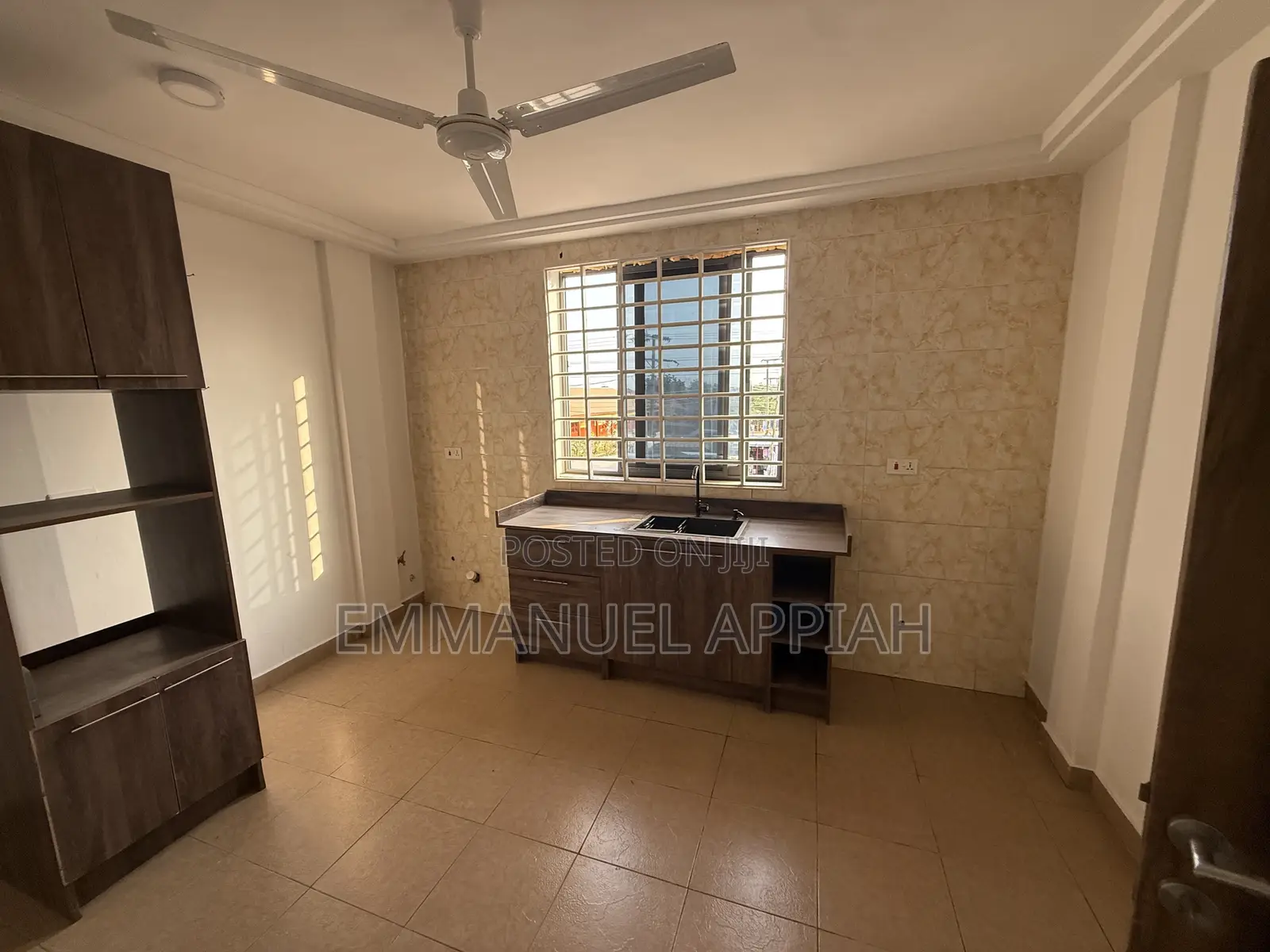 3bdrm Apartment in Ablekuma Odumase for rent