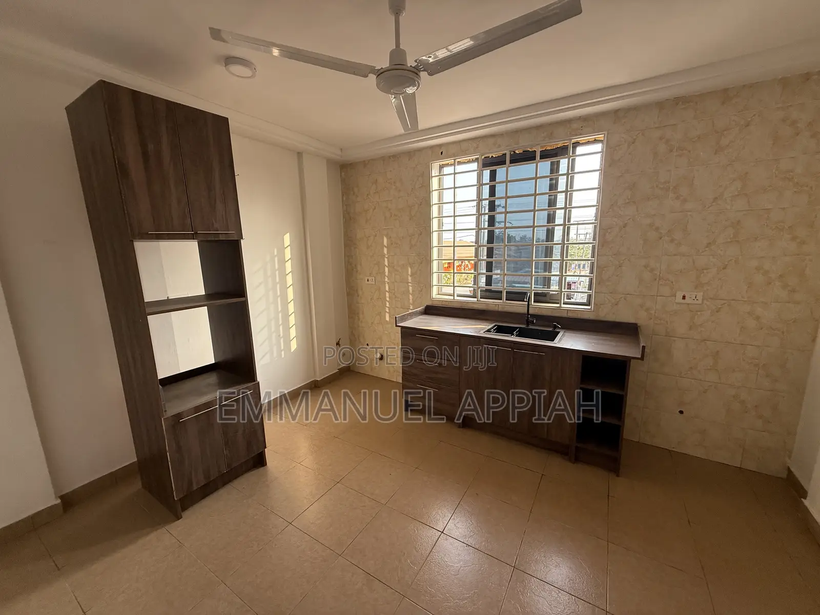 3bdrm Apartment in Ablekuma Odumase for rent