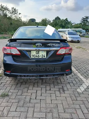Toyota Corolla S 5-Speed 2013 Black