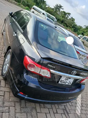 Toyota Corolla S 5-Speed 2013 Black