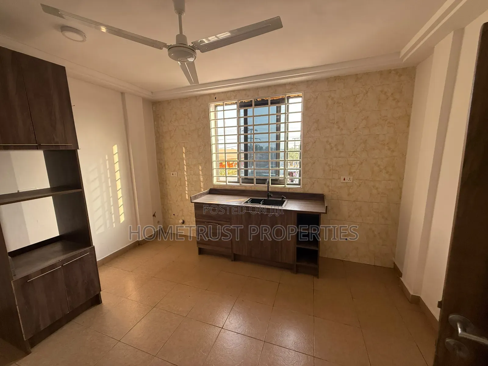 3bdrm Apartment in Ablekuma Ga Odumase, Pentecost for rent