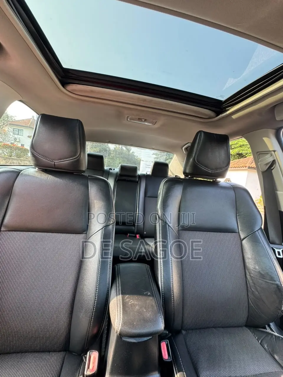 Toyota Corolla S 4dr Sedan (1.8L 4cyl CVT) 2016 Red