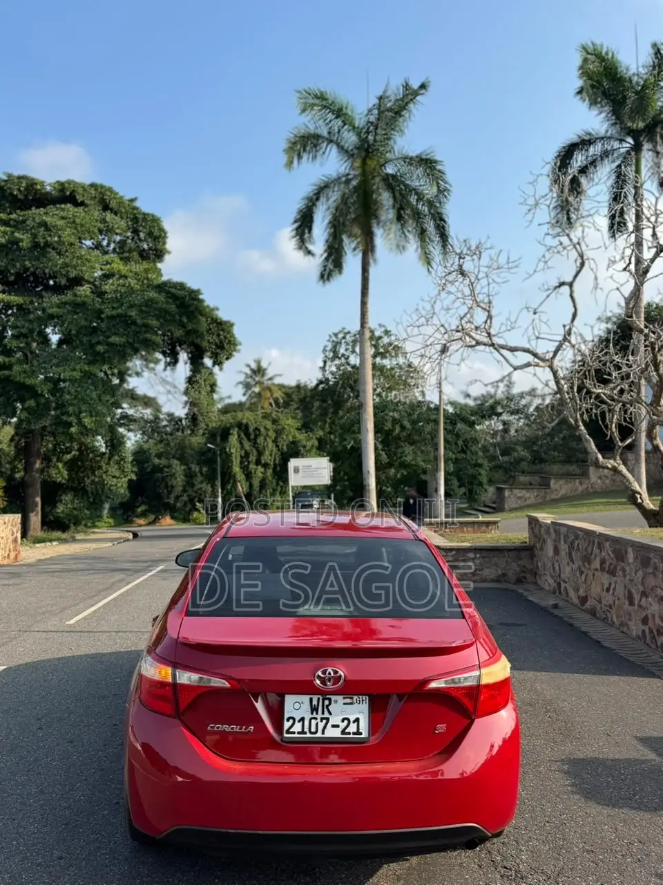 Toyota Corolla S 4dr Sedan (1.8L 4cyl CVT) 2016 Red