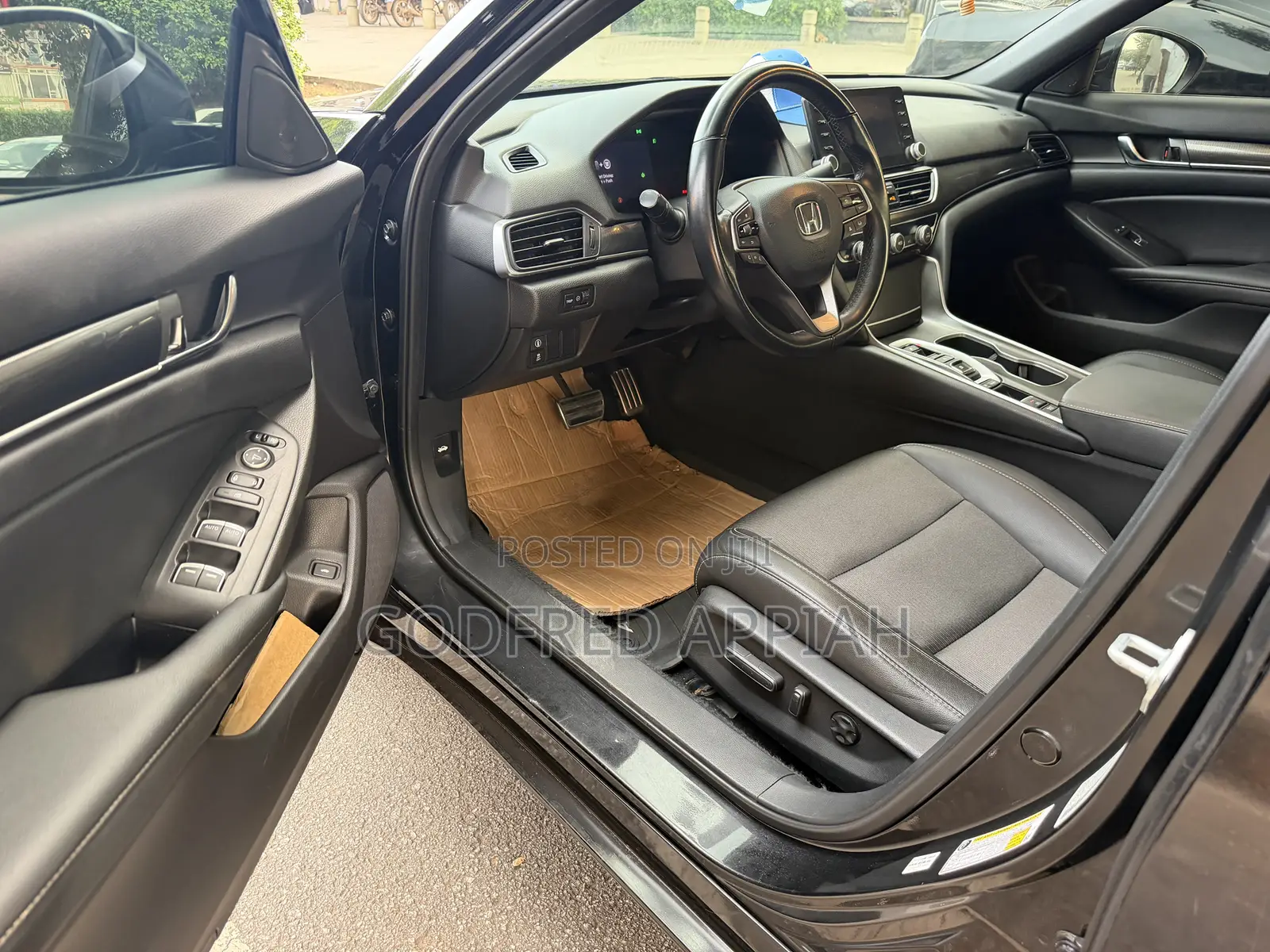Honda Accord Touring 2.0T 2022 Black