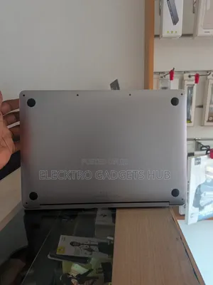 Laptop Apple MacBook Pro 2020 8GB Apple M1 SSD 512GB
