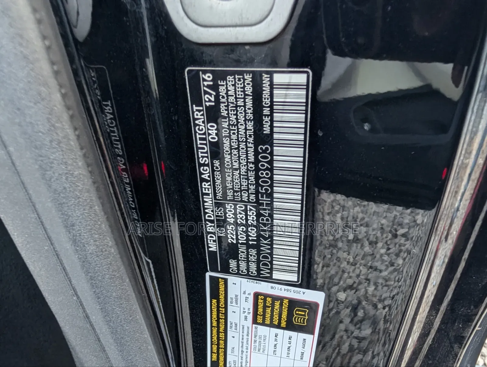 Mercedes-Benz C300 2017 Black