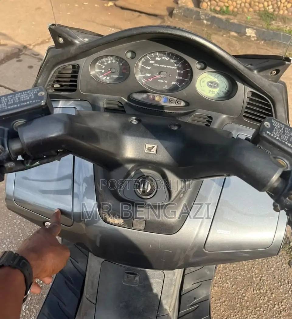 New Honda 2025 Silver