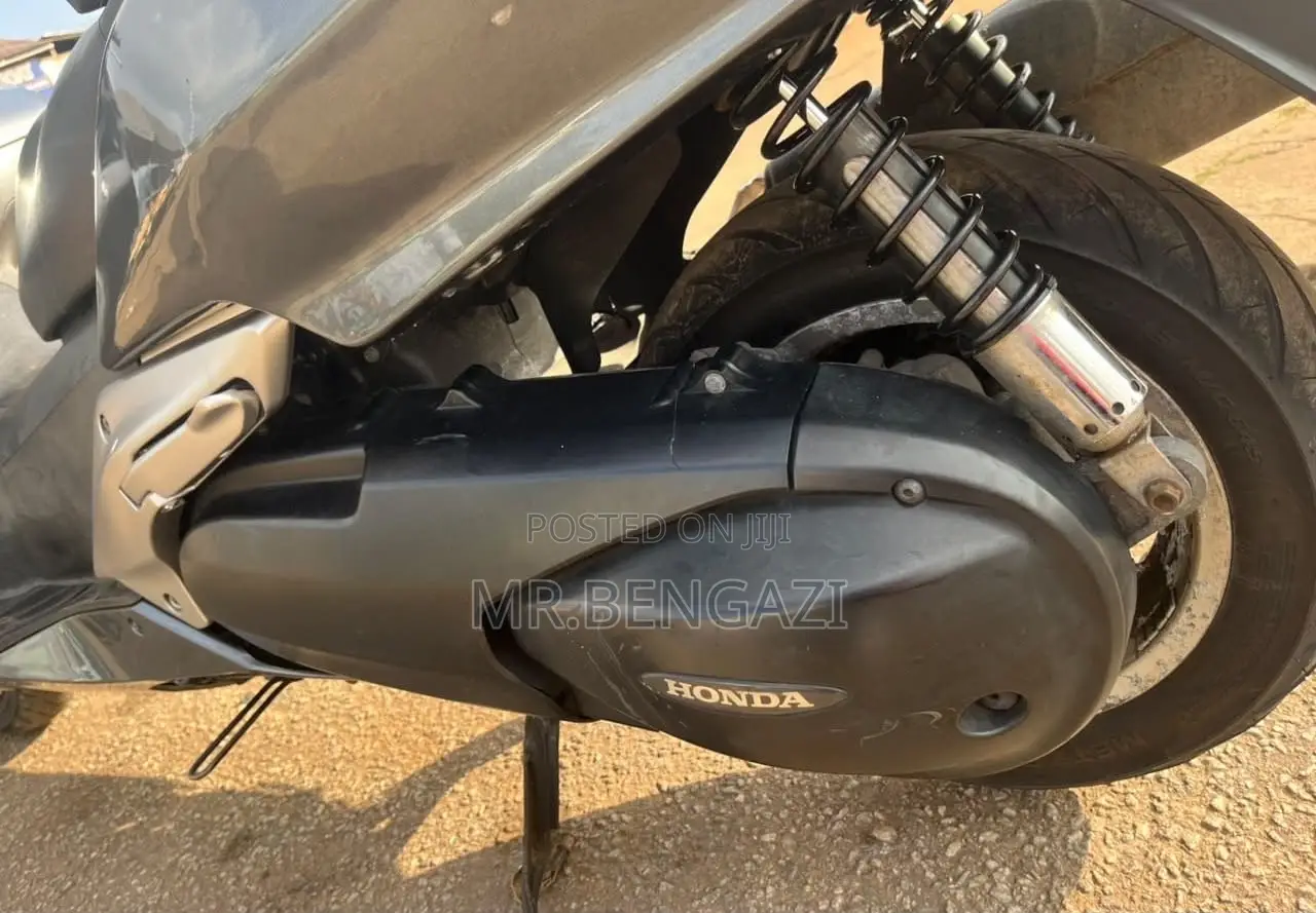New Honda 2025 Silver