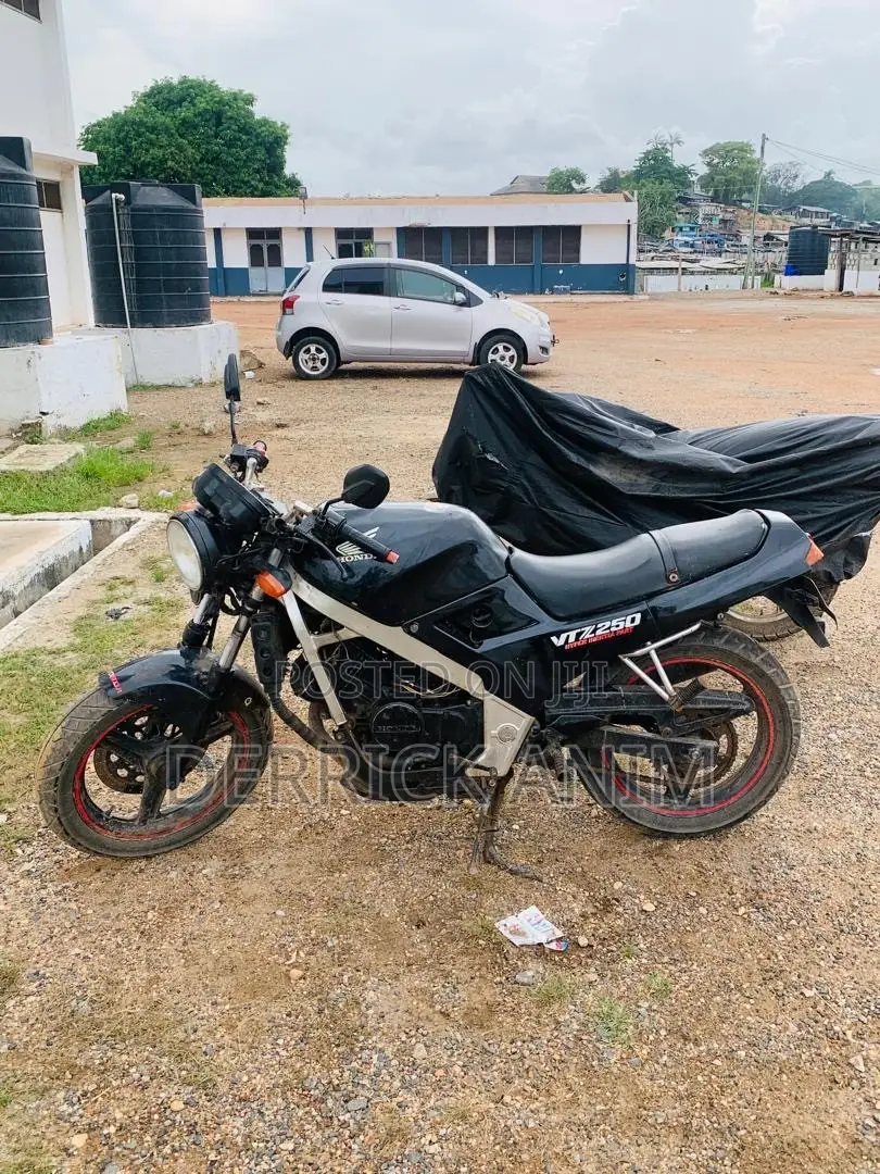 Honda 1989 Black