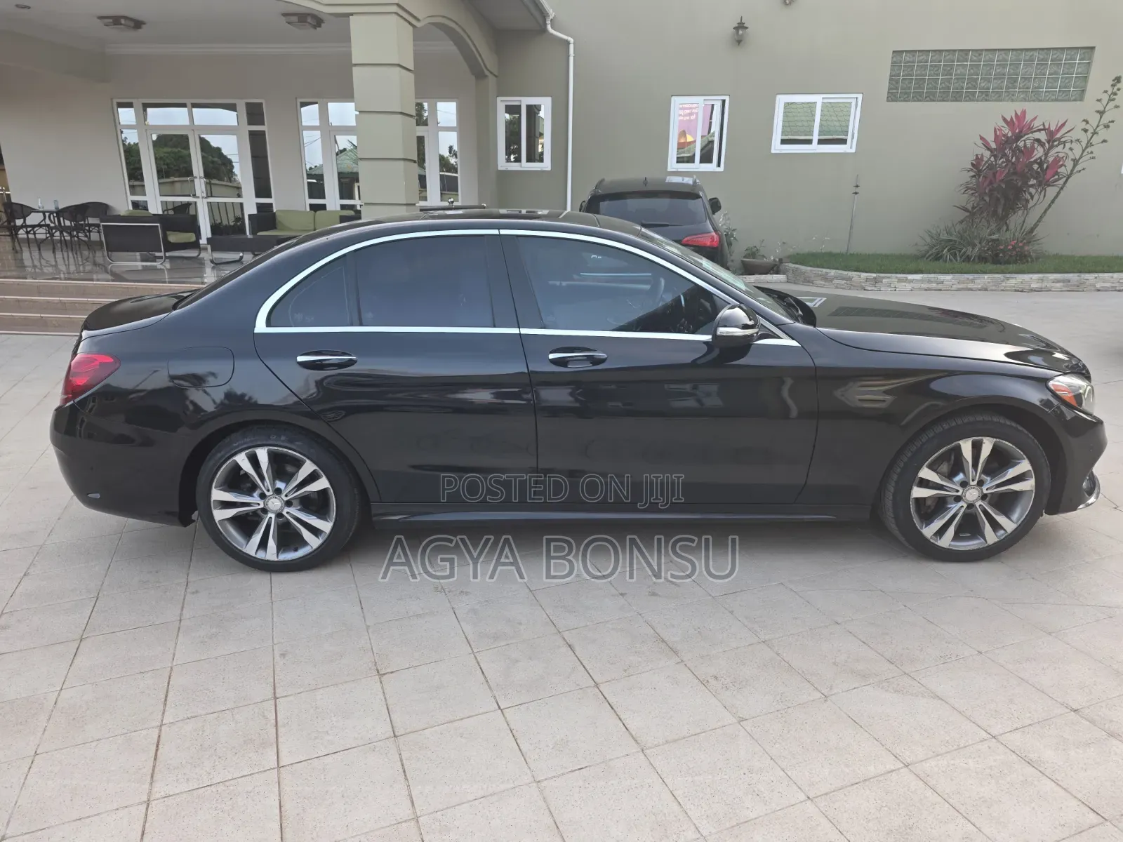 Mercedes-Benz C300 Luxury 4dr AWD 4Matic Sedan (2.0L 4cyl 7A) 2015 Black